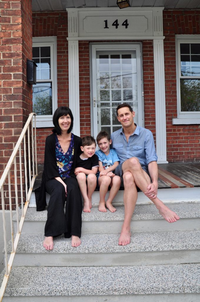 Alison Zinni and Eric Lussier with their sons Oscar and Jack. ?Photo by Andrea Tomkins