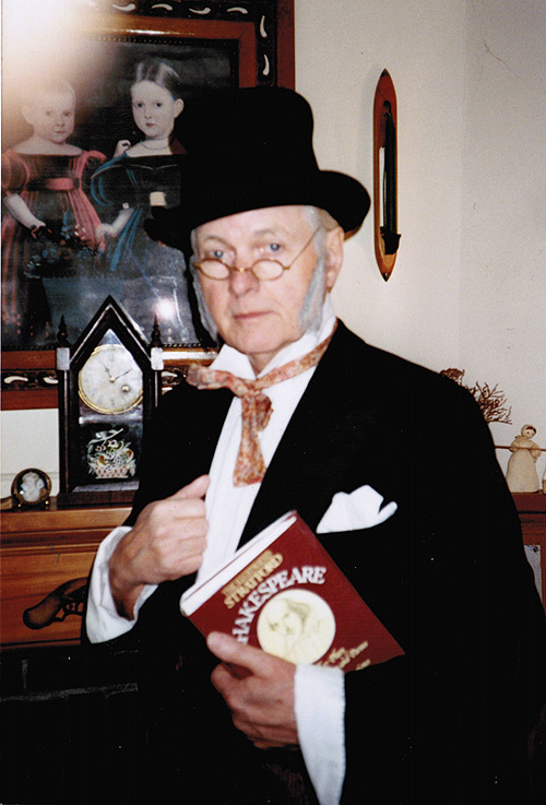 Bill Luxton (local television personality and actor) who volunteered at Broadview, reading to kindergarten and primary classes. In this picture, Bill is dressed as Hans Christian Andersen. Photo courtesy of Leslie Bricker