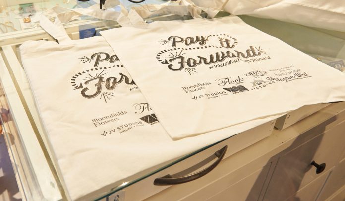 |Kitchissippi shoppers are encouraged to give back to the community with a “Pay it Forward” campaign. Grab a tote bag