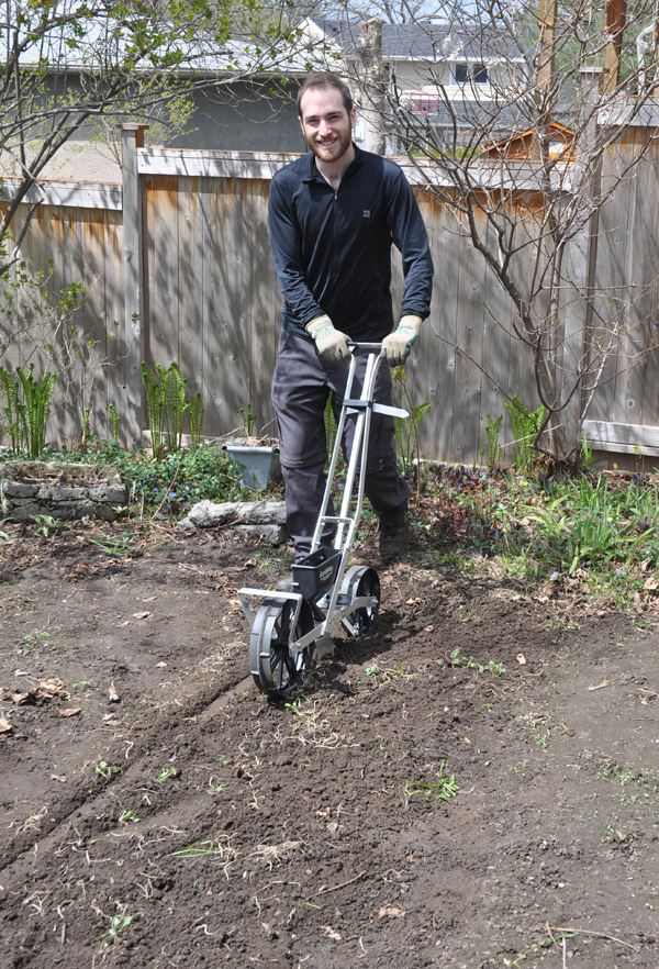 Mathew Levinson is the owner of Capital Greens. Photo by Andrea Tomkins