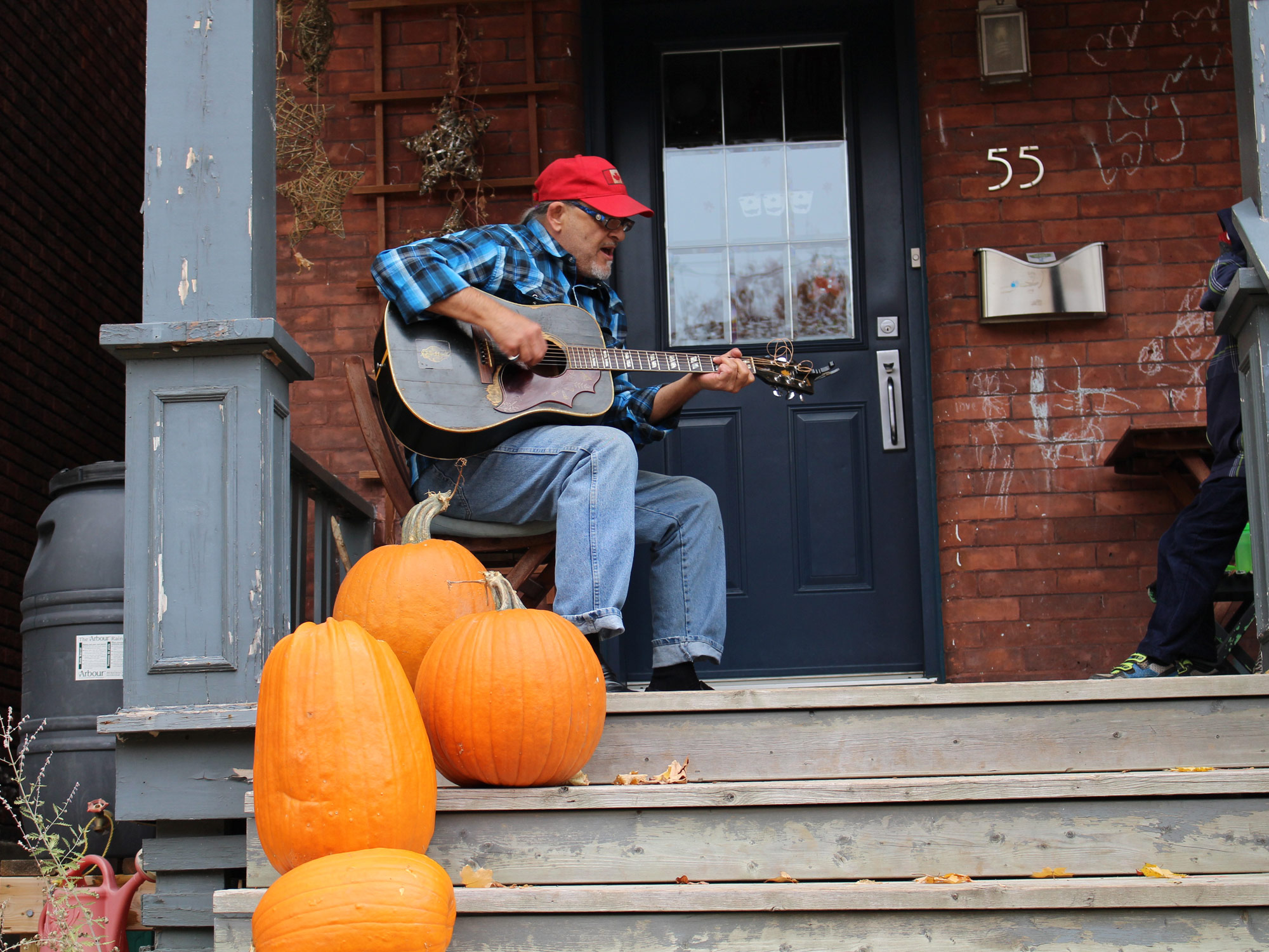 Friar Tuck at the 2015 Ottawa Porchfest. 