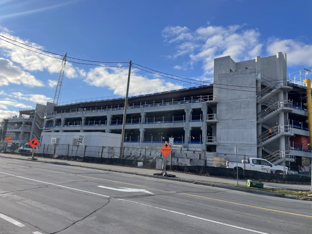 Construction crews work to build the new Civic Hospital parking garage.